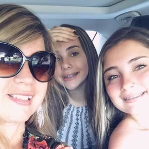 Meet your Posher, Jennifer